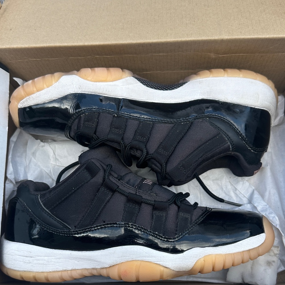 Jordan Kids Sneakers Black and Tan